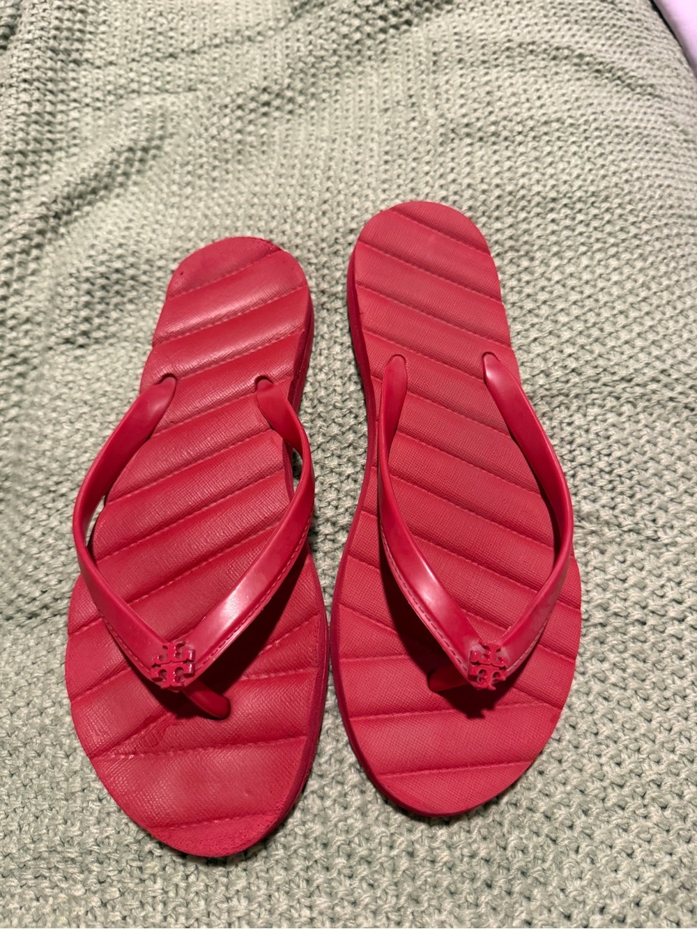 Tory Burch- Red Women's Quilted Flip-Flop Sandals